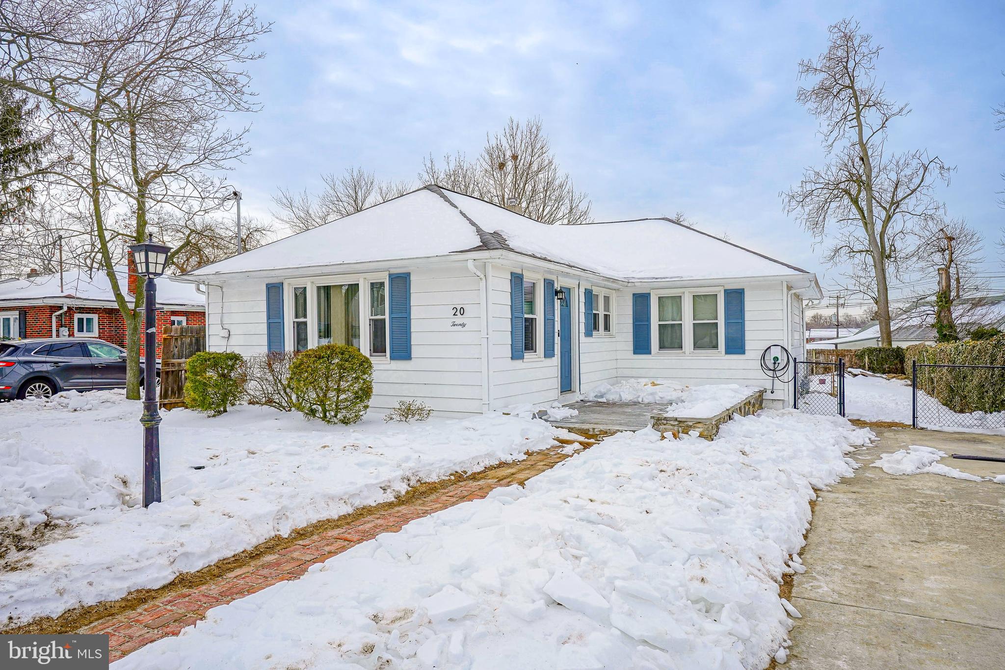 20 Landing Road Blackwood, NJ 08012 - Photo 2 of 30