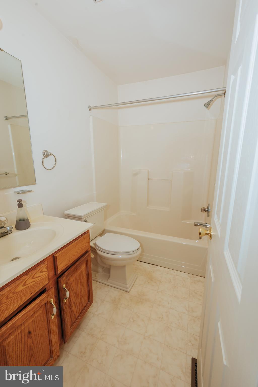 126 Bainbridge Circle Reading, PA 19608 - Photo 25 of 41