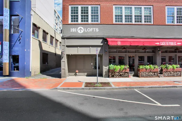 $2,450 | 191 Summer Street, Unit 4, Stamford, CT 06901