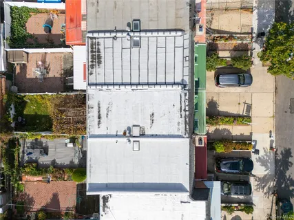 a picture of a city view