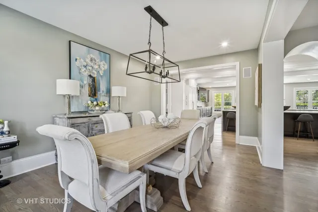 $2,100,000 | 5521 Churchill Lane, Libertyville, IL 60048