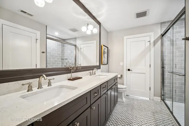 $2,100,000 | 5521 Churchill Lane, Libertyville, IL 60048