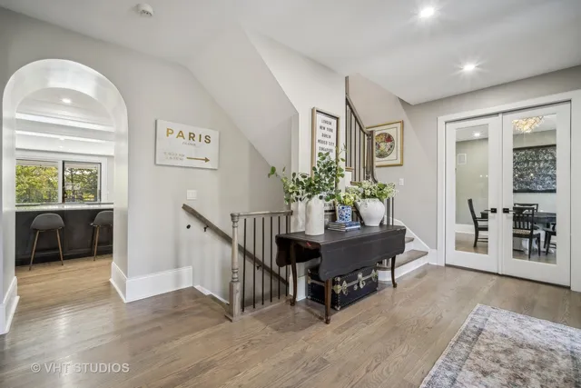 $2,100,000 | 5521 Churchill Lane, Libertyville, IL 60048