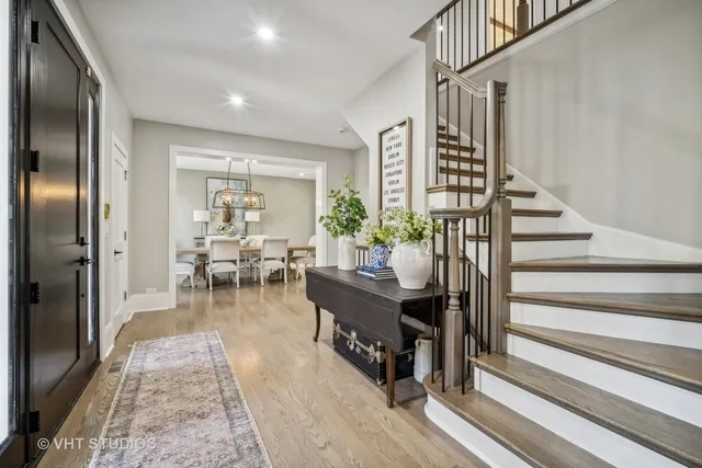 $2,100,000 | 5521 Churchill Lane, Libertyville, IL 60048