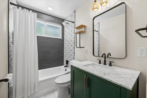 $550,000 | 6875 11th Avenue North, St. Petersburg, FL 33710