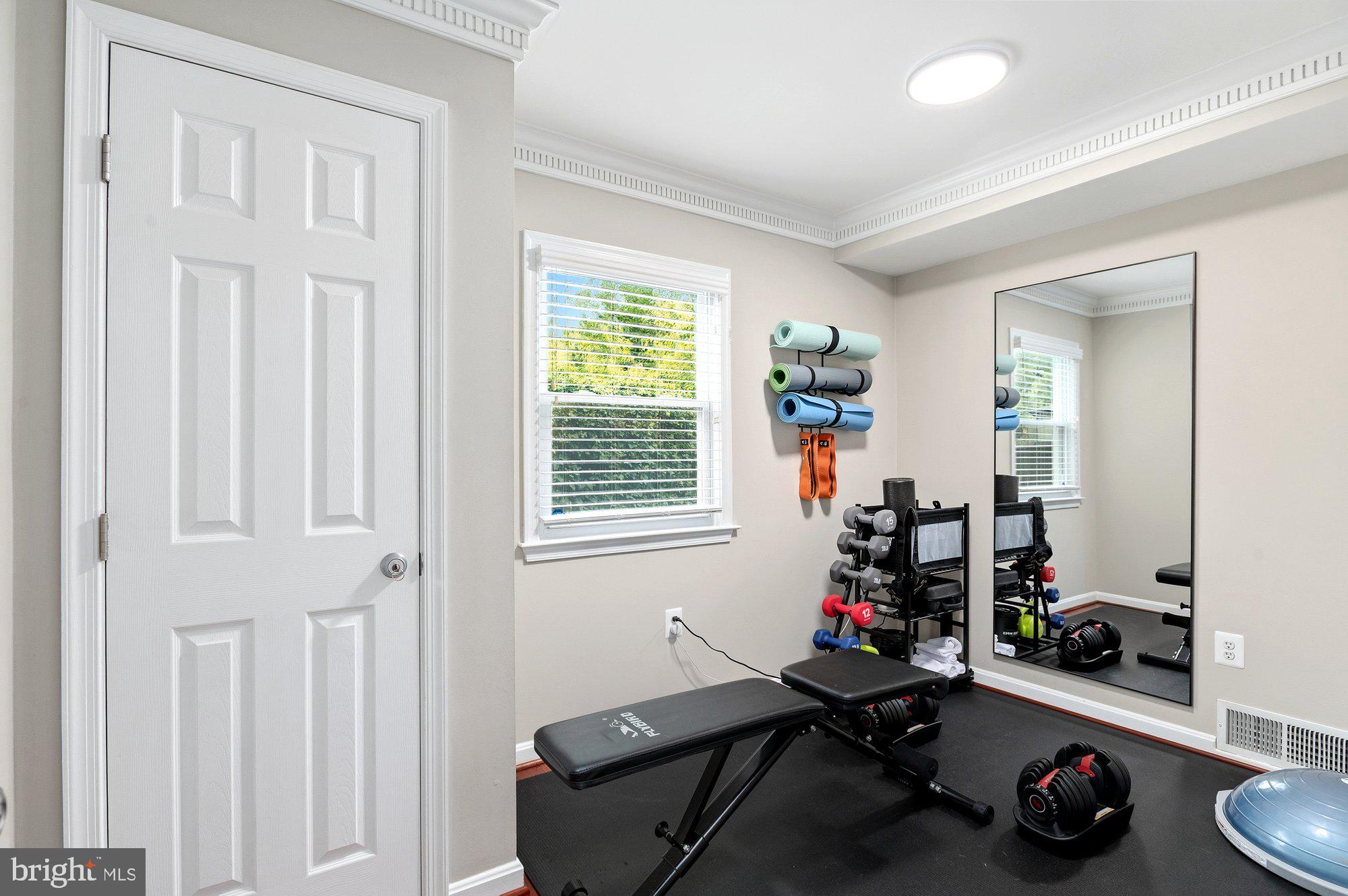 6809 Duke Drive Alexandria, VA 22307 - Photo 16 of 30 a room with furniture and a window