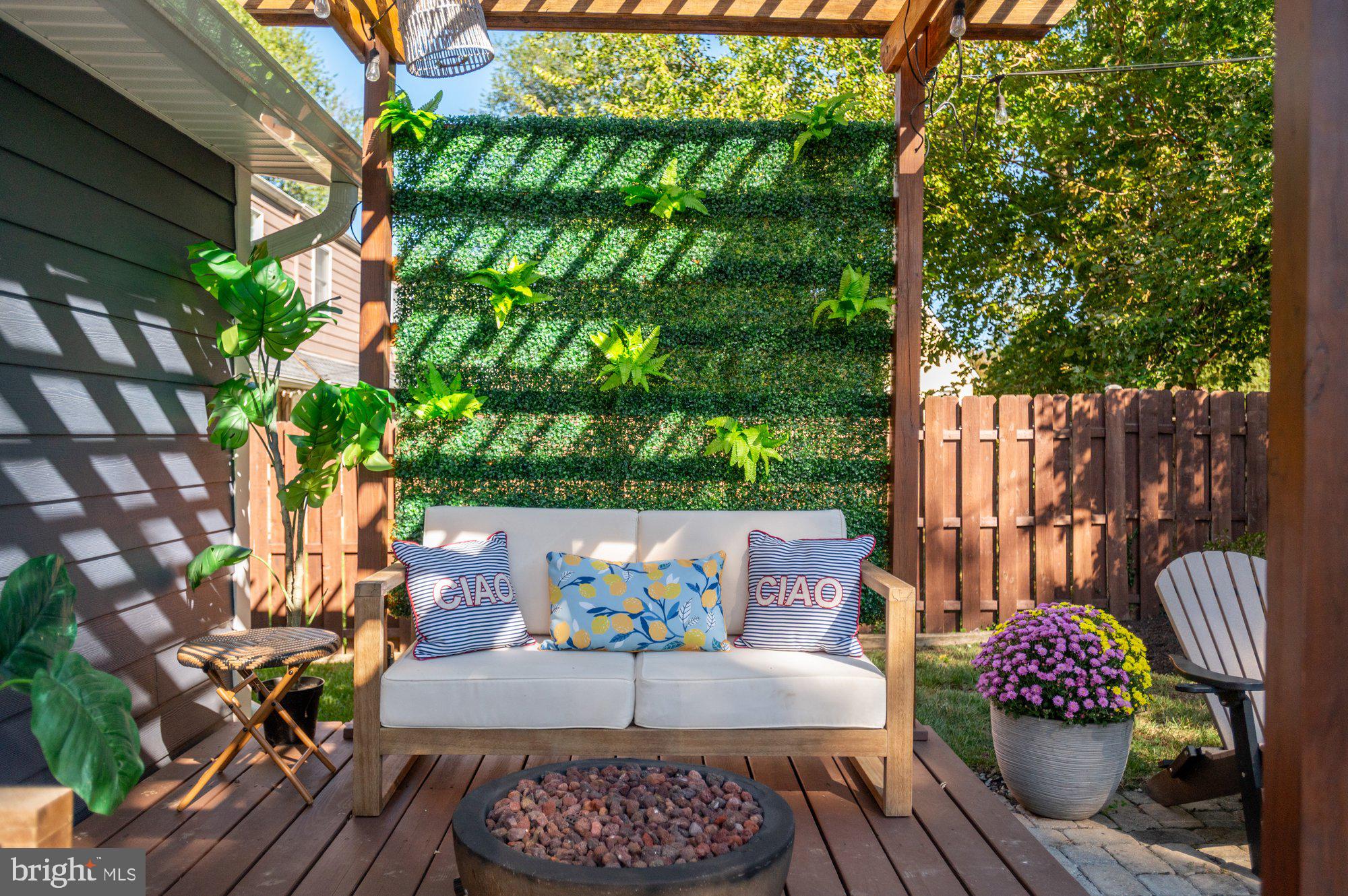 6809 Duke Drive Alexandria, VA 22307 - Photo 28 of 30 a view of outdoor space yard and deck