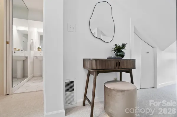 $1,000,000 | 2221 East 8th Street, Charlotte, NC 28204