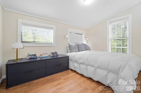 $1,000,000 | 2221 East 8th Street, Charlotte, NC 28204