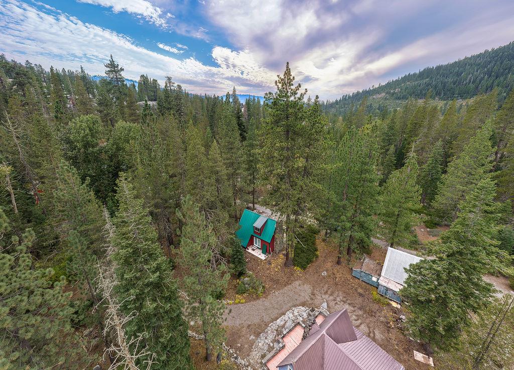 50025 Hampshire Rocks Road Soda Springs, CA 95728 - Photo 31 of 43 Gallery Image 31