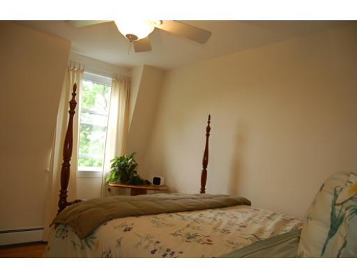 155 Maple Street, Unit 4 Danvers, MA 01923 - Photo 8 of 25 Gallery Image 8