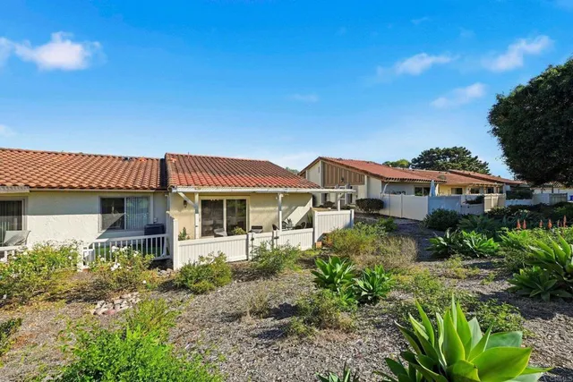 $995,000 | 1835 Pleasantdale Drive, Encinitas, CA 92024