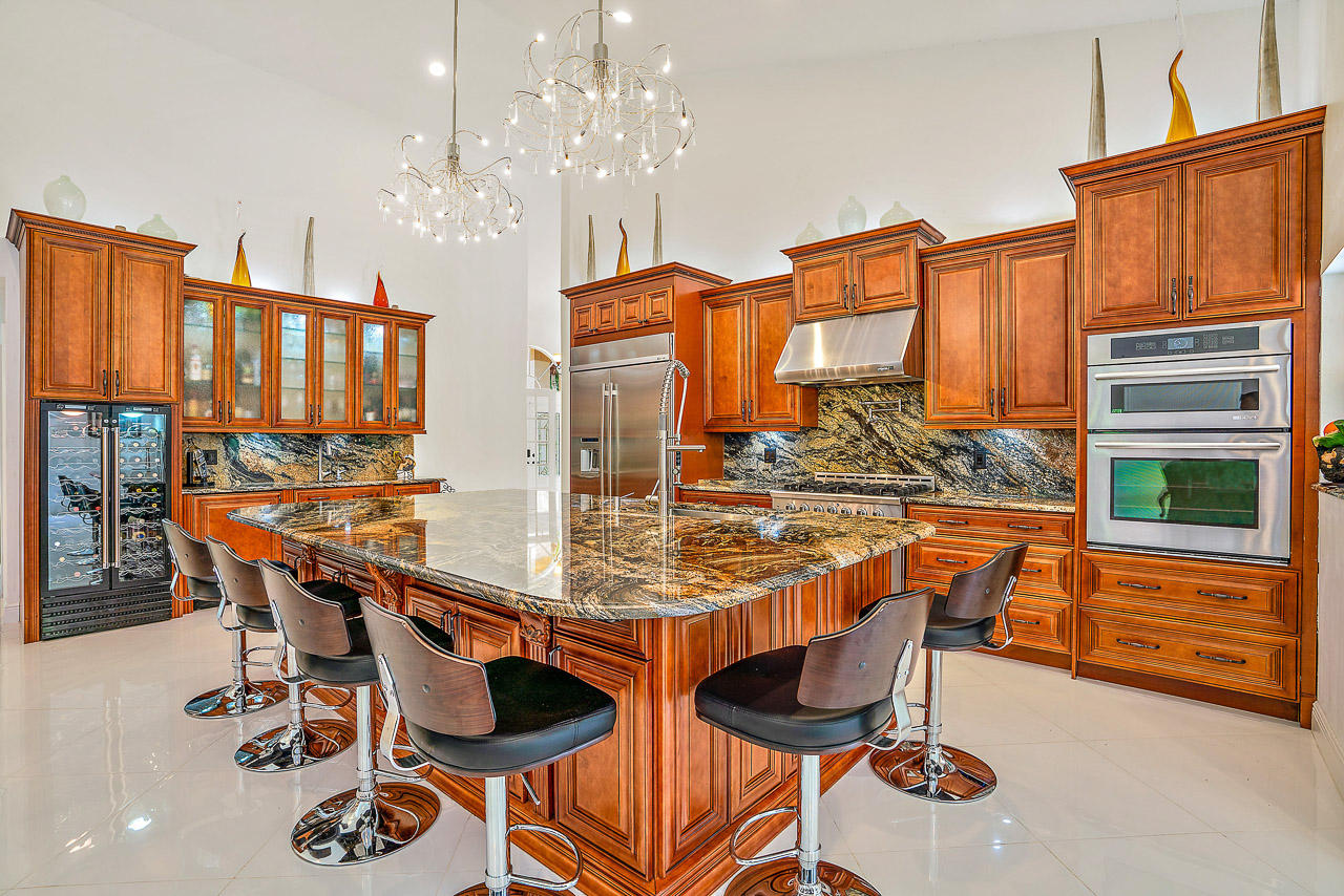 1712 Southeast Colony Way Jupiter, FL 33478 - Photo 1 of 21 Kitchen