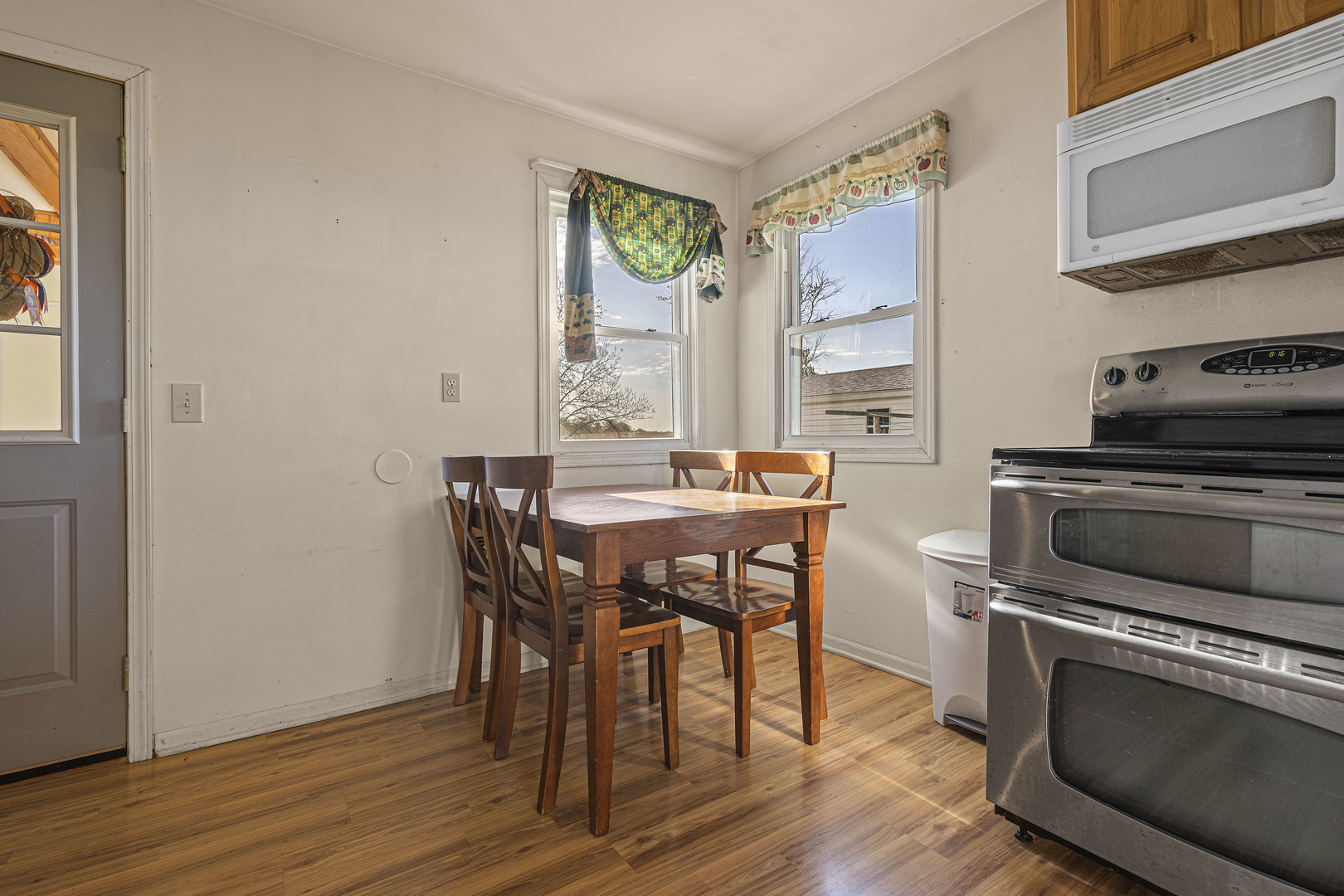 9306 East Hemstock Road Rochelle, IL 61068 - Photo 5 of 24