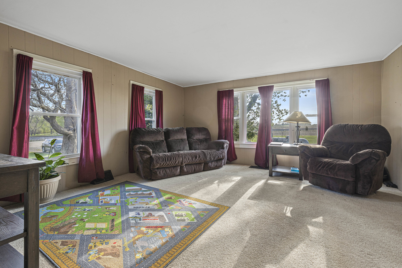 9306 East Hemstock Road Rochelle, IL 61068 - Photo 8 of 24