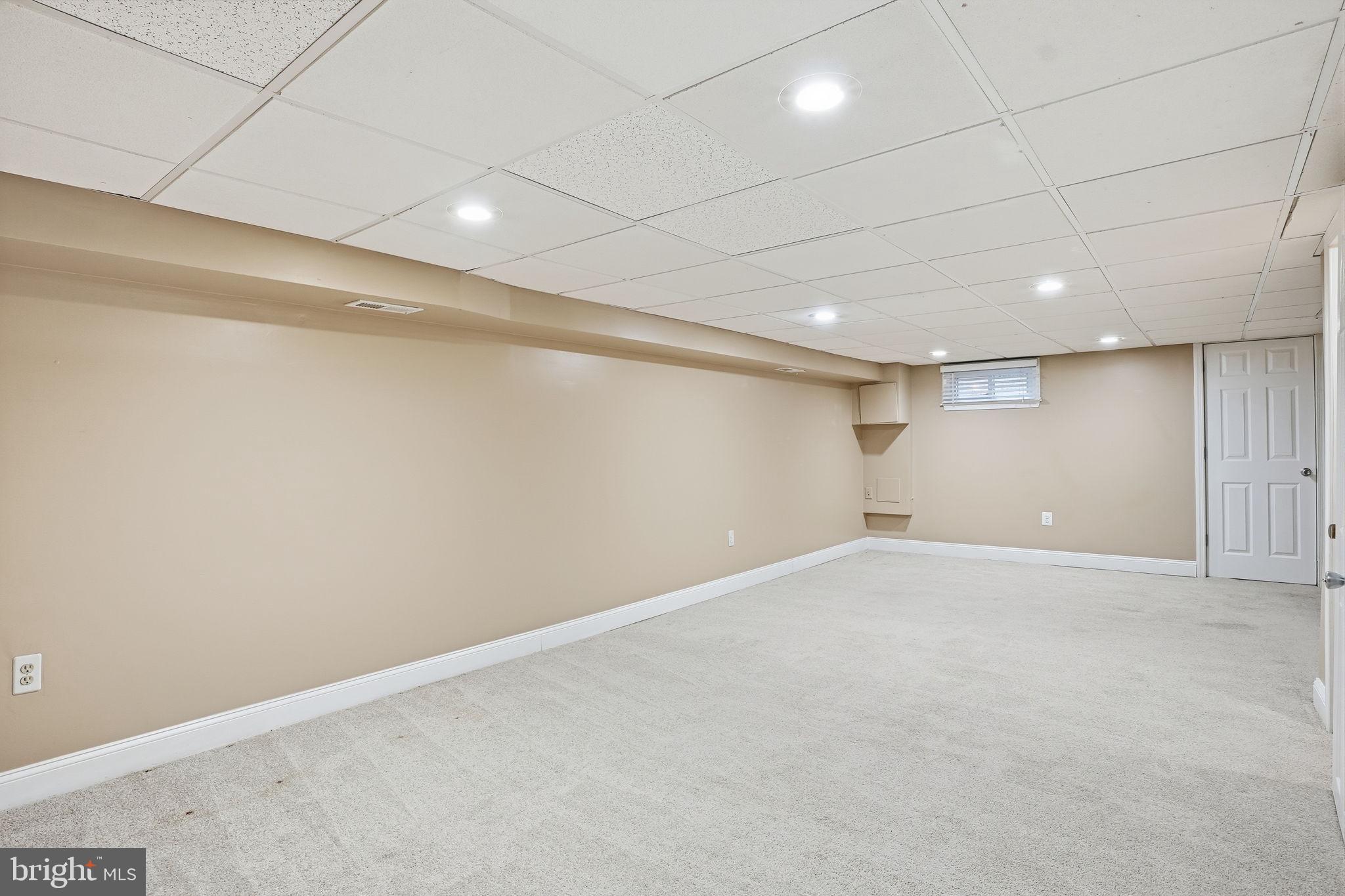 4306 Newport Avenue Baltimore, MD 21211 - Photo 28 of 44 a view of an empty room