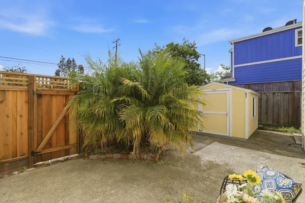 $928,000 | 833 South San Tomas Aquino Road, Unit A, Campbell, CA 95008