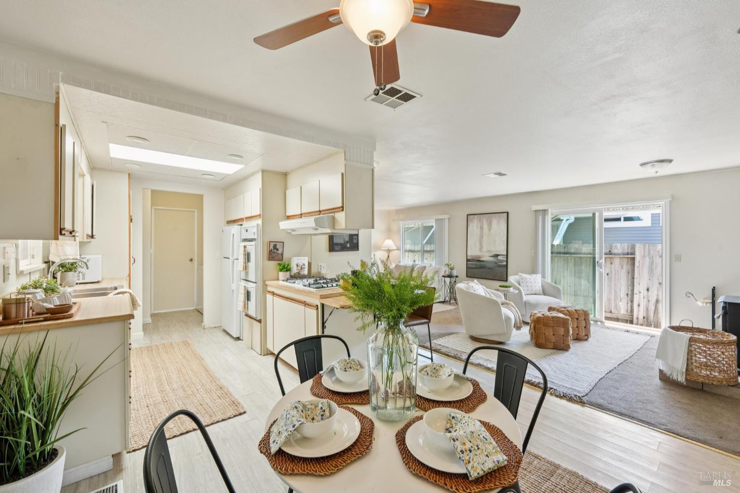 32 Charro Court Santa Rosa, CA 95401 - Photo 10 of 34