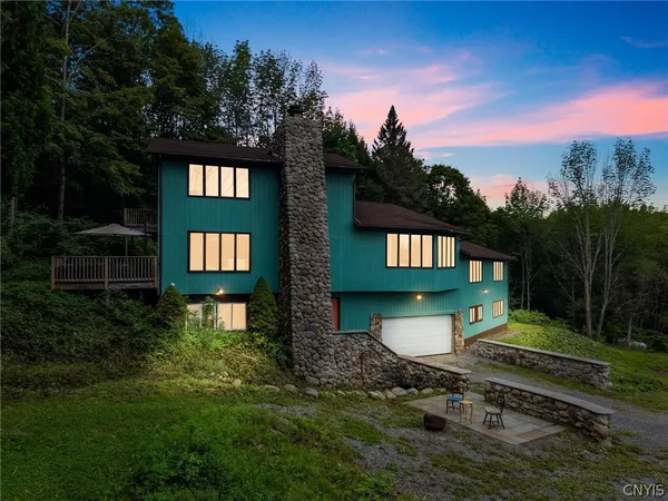 $499,900 | 9330 Highway 20, Bridgewater, NY 13480