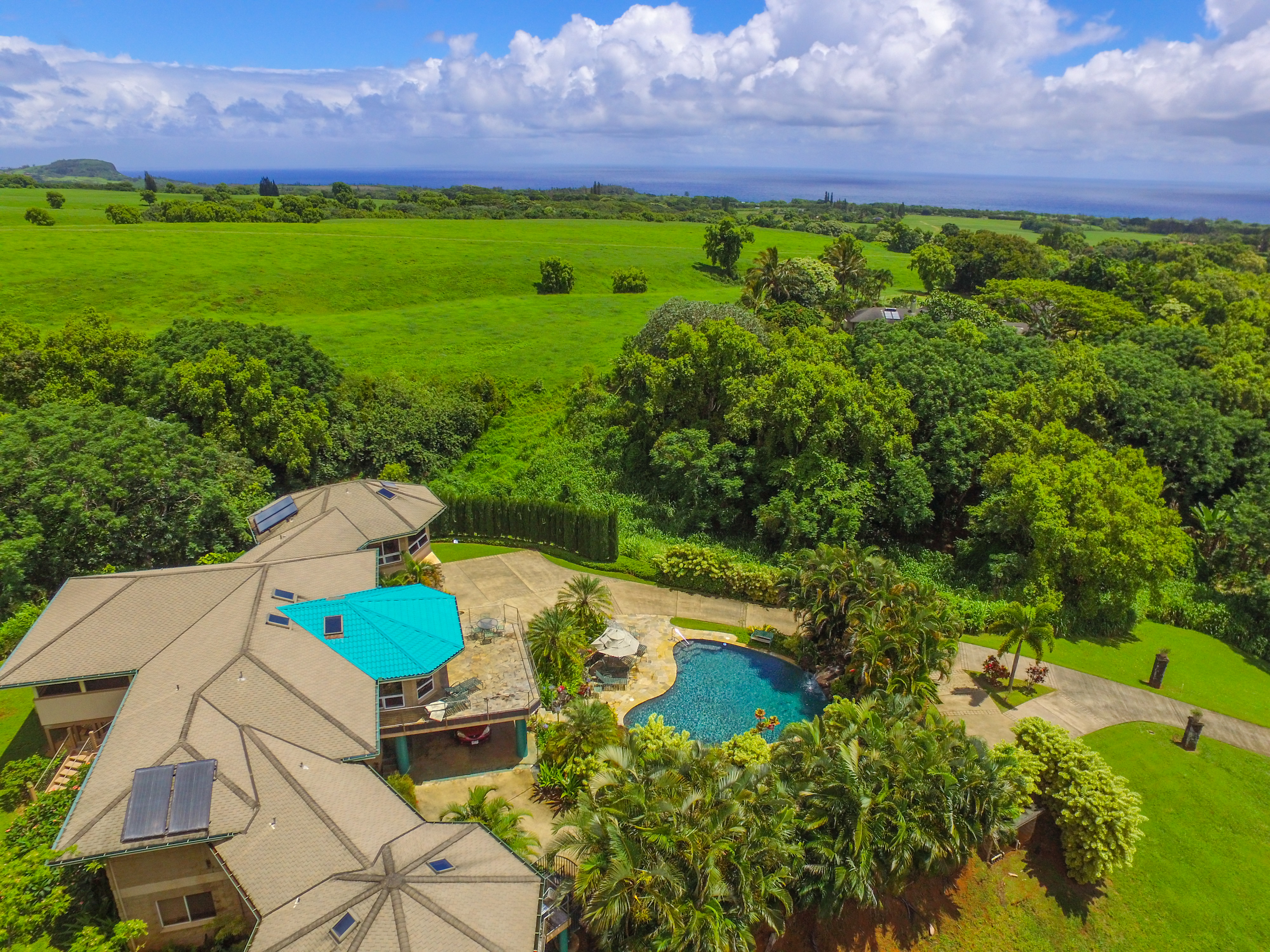 4700 Kapuna Road Kilauea, HI 96754 - Photo 3 of 17 a view of an outdoor space and yard