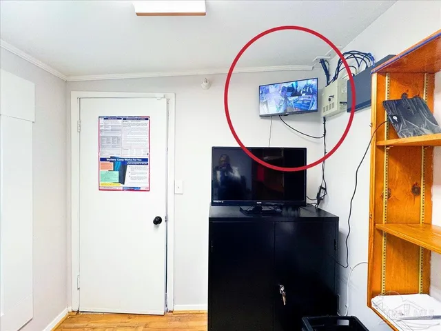 $4,000 | 1007 West Wright Street, Pensacola, FL 32501