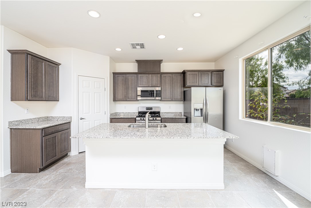 81 Kaku Ridge Way Las Vegas, NV 89183 - Photo 5 of 30 Gallery Image 5
