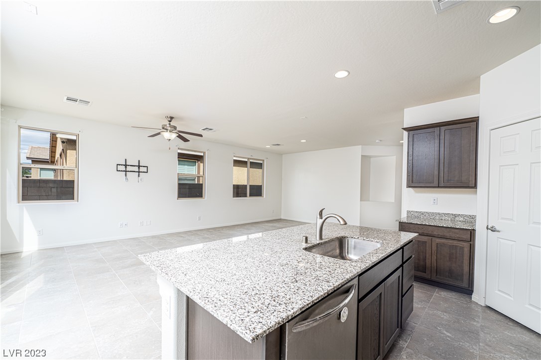 81 Kaku Ridge Way Las Vegas, NV 89183 - Photo 8 of 30 Gallery Image 8