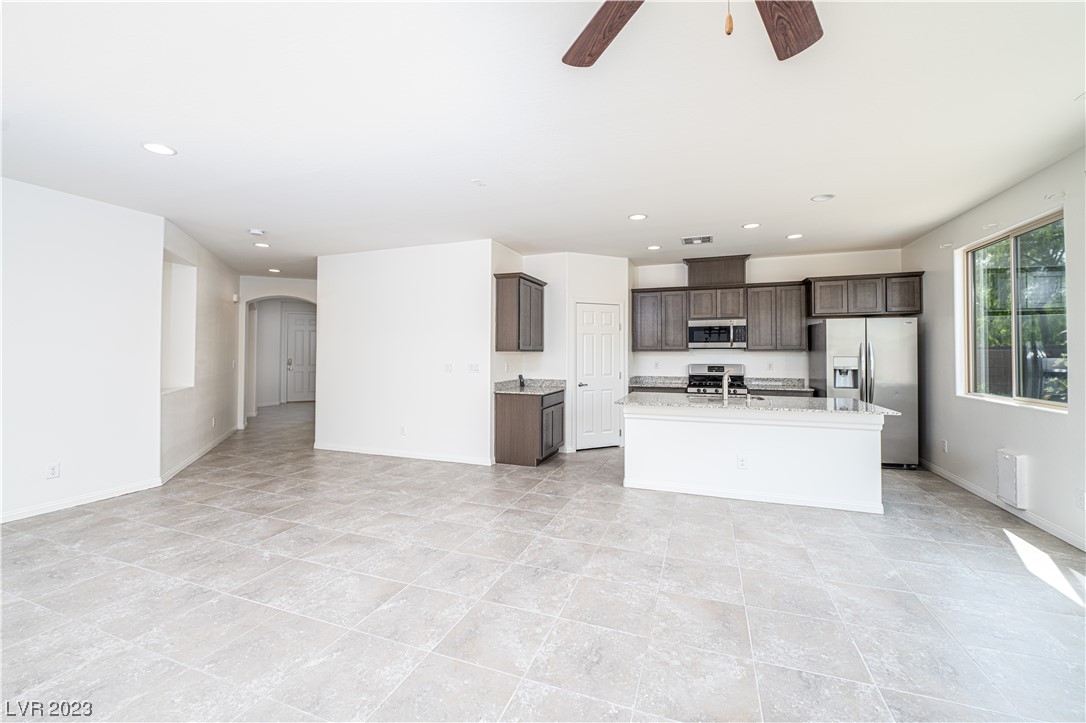 81 Kaku Ridge Way Las Vegas, NV 89183 - Photo 9 of 30 Gallery Image 9