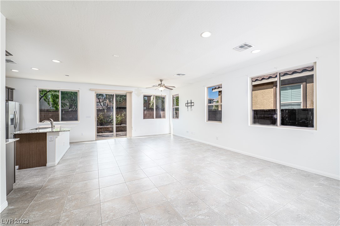 81 Kaku Ridge Way Las Vegas, NV 89183 - Photo 10 of 30 Gallery Image 10