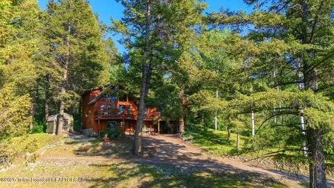 $755,000 | 672 Spruce Drive, Star Valley Ranch, WY 83127