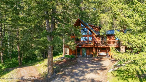 $755,000 | 672 Spruce Drive, Star Valley Ranch, WY 83127