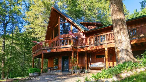 $755,000 | 672 Spruce Drive, Star Valley Ranch, WY 83127