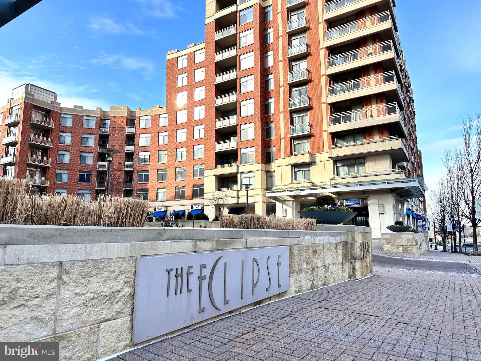3650 South Glebe Road, Unit 569 Arlington, VA 22202 - Photo 1 of 26 Eclipse on Center Park