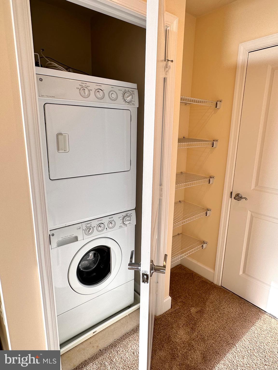 3650 South Glebe Road, Unit 569 Arlington, VA 22202 - Photo 11 of 26 Washer-Dryer in Unit