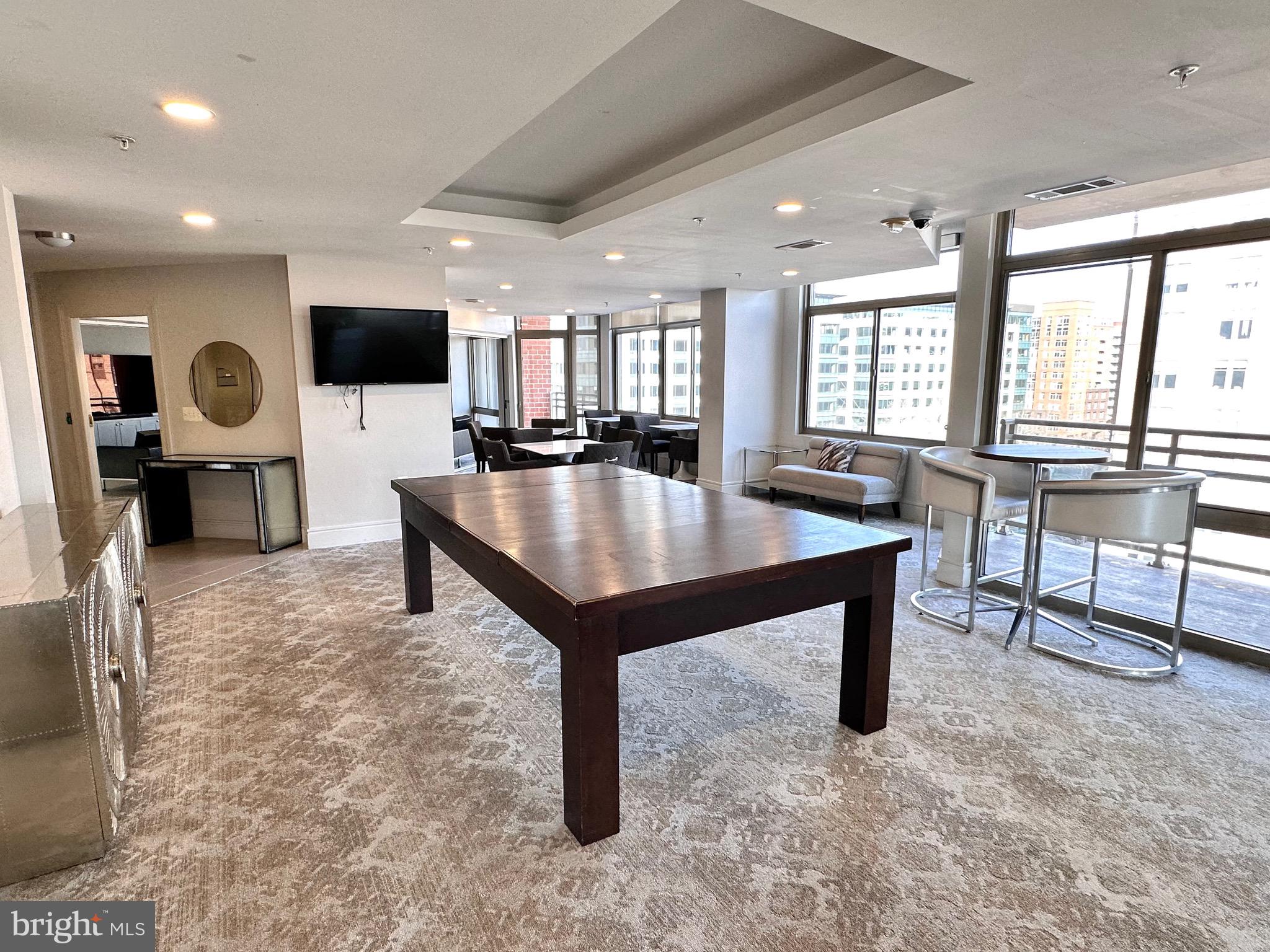 3650 South Glebe Road, Unit 569 Arlington, VA 22202 - Photo 16 of 26 Community / Party Room