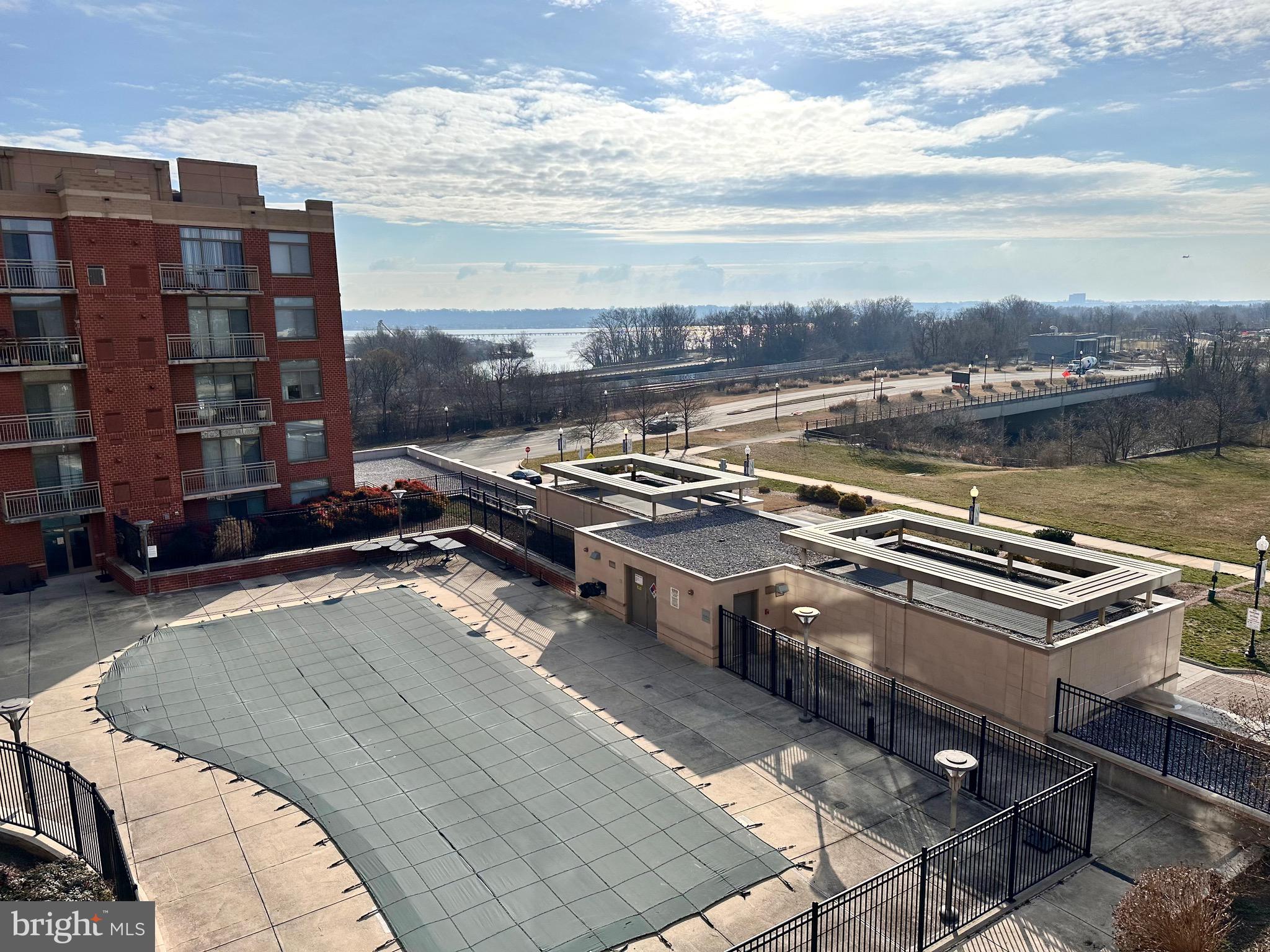 3650 South Glebe Road, Unit 569 Arlington, VA 22202 - Photo 2 of 26 View of Pool & River