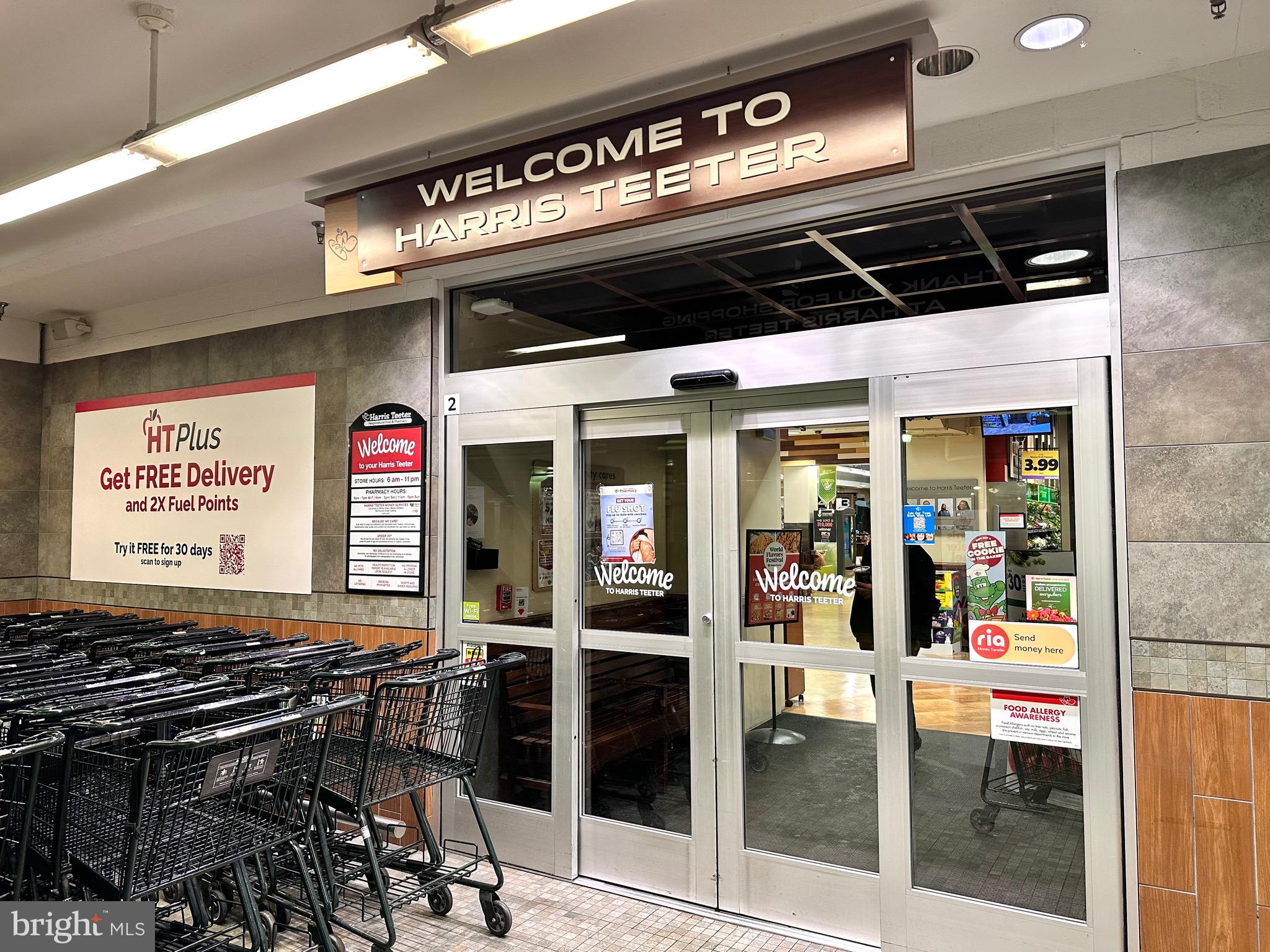 3650 South Glebe Road, Unit 569 Arlington, VA 22202 - Photo 22 of 26 Harris Teeter on-site