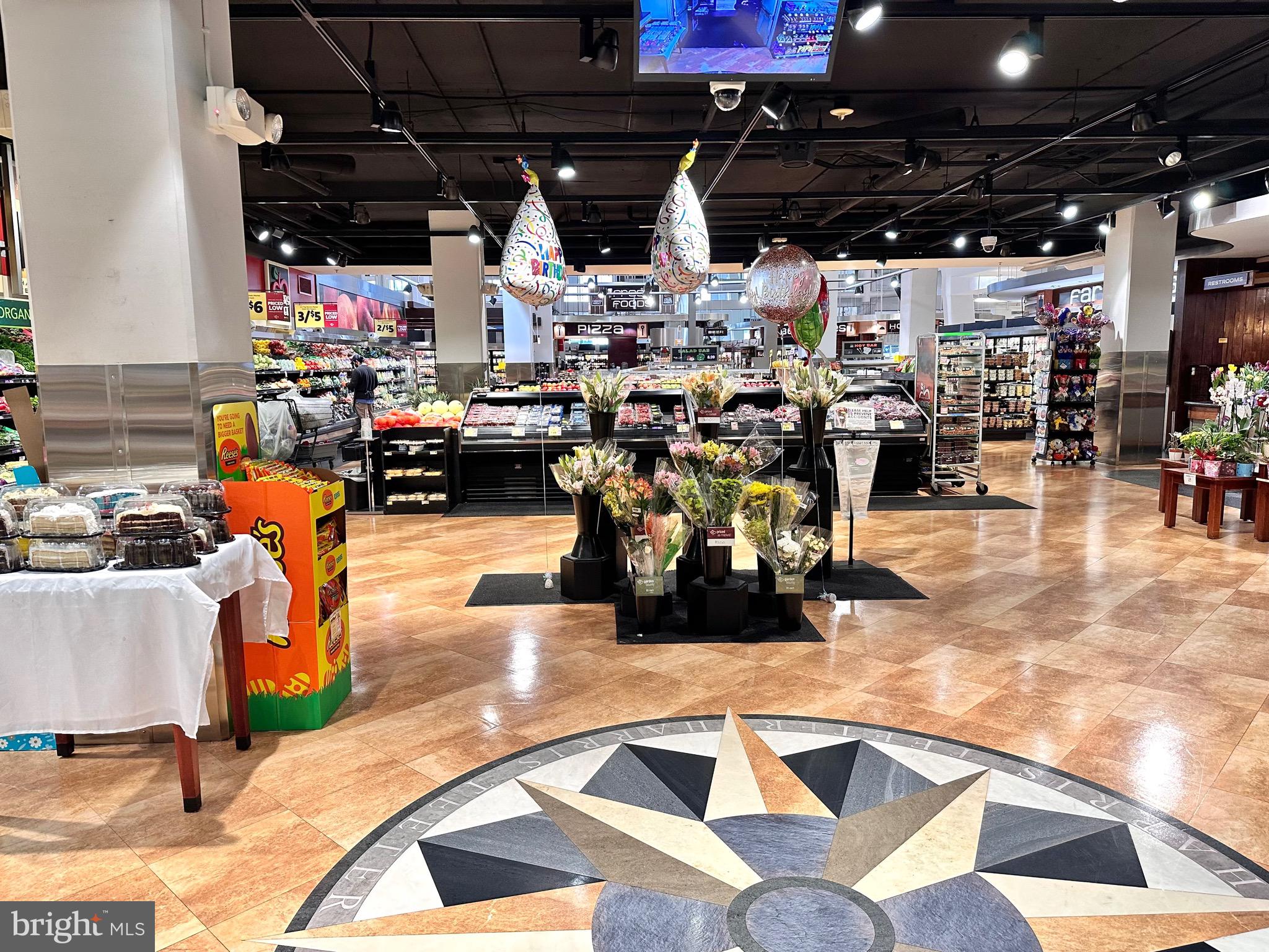 3650 South Glebe Road, Unit 569 Arlington, VA 22202 - Photo 23 of 26 Harris Teeter on-site