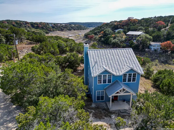 $474,000 | 282 Hill Top Lane, Lakehills, TX 78063