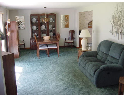 9 Jackson Road Burlington, MA 01803 - Photo 9 of 13 Gallery Image 9