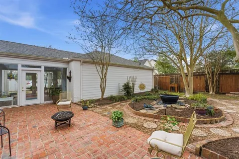 $459,000 | 2032 Charvais Drive, Lake Charles, LA 70601