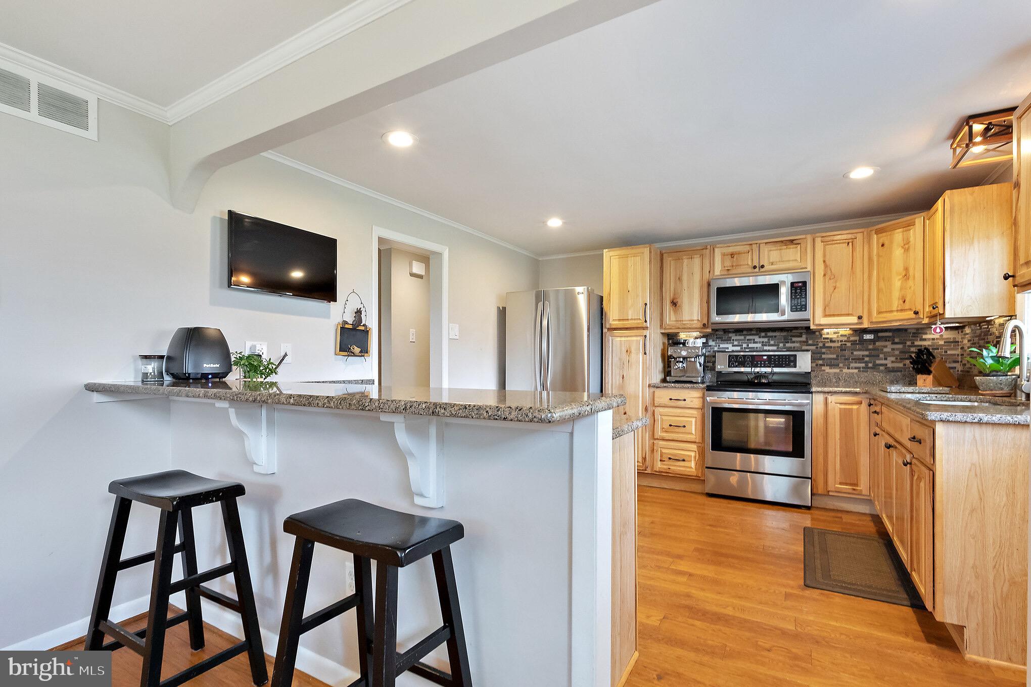 500 Sugartree Road Holland, PA 18966 - Photo 10 of 36 Gallery Image 10