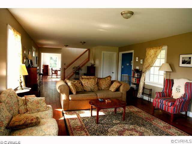 8101 Cross County Road Mineral, VA 23117 - Photo 3 of 12 a living room with furniture and wooden floor