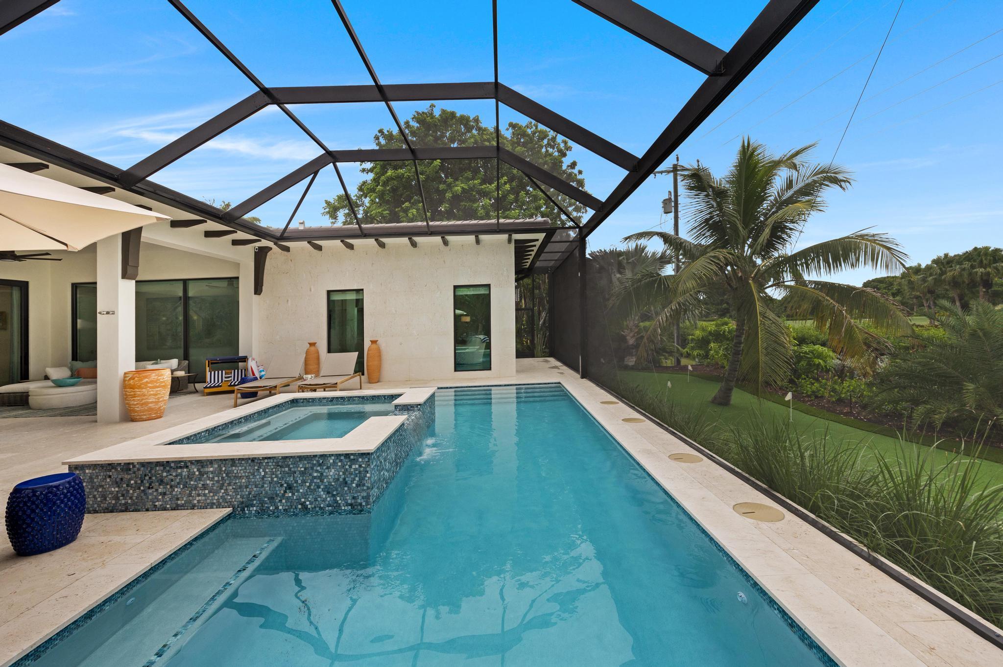 22 Country Club Road Key Largo, FL 33037 - Photo 26 of 34 Pool