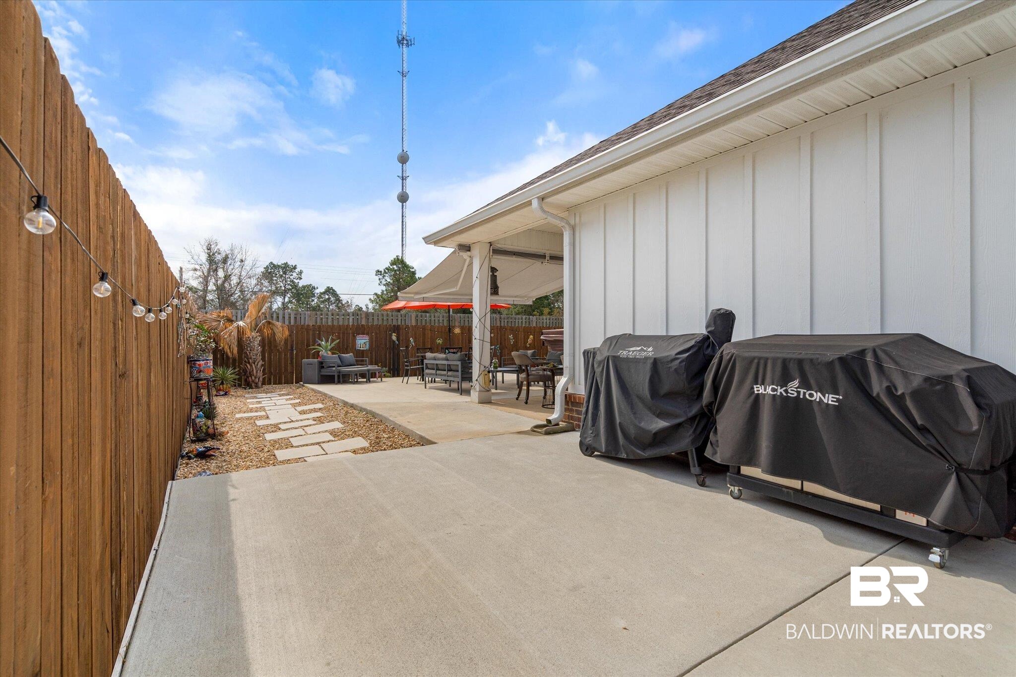 23246 Lieutenant Avenue Foley, AL 36535 - Photo 31 of 36 View of patio with area for grilling