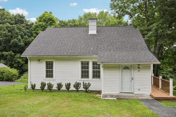 $435,000 | 8 Sunset Heights, Monroe, NY 10950