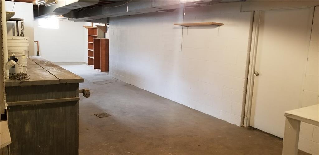1602 Nine Eighty Road Canonsburg, PA 15317 - Photo 23 of 25 Gallery Image 23