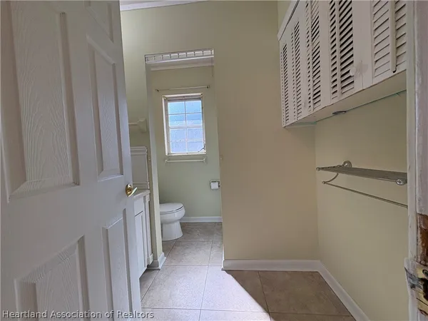 $1,800 | 401 East Main Street, Avon Park, FL 33825