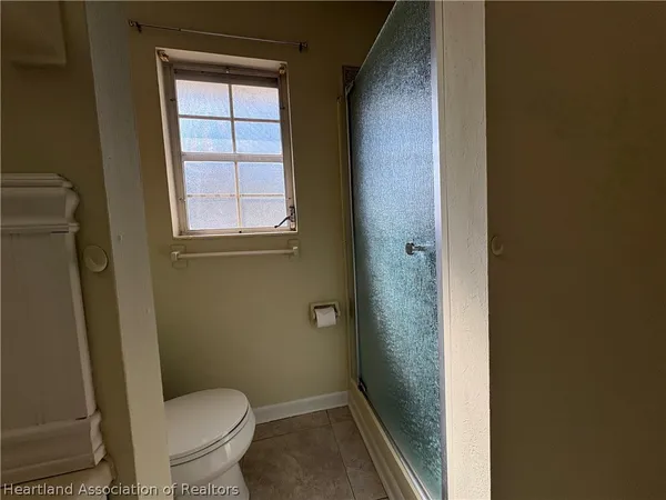 $1,800 | 401 East Main Street, Avon Park, FL 33825