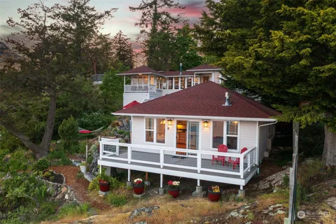 a view of street with sitting area